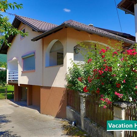 Vacation Home Alan Kulen Vakuf Dış mekan fotoğraf