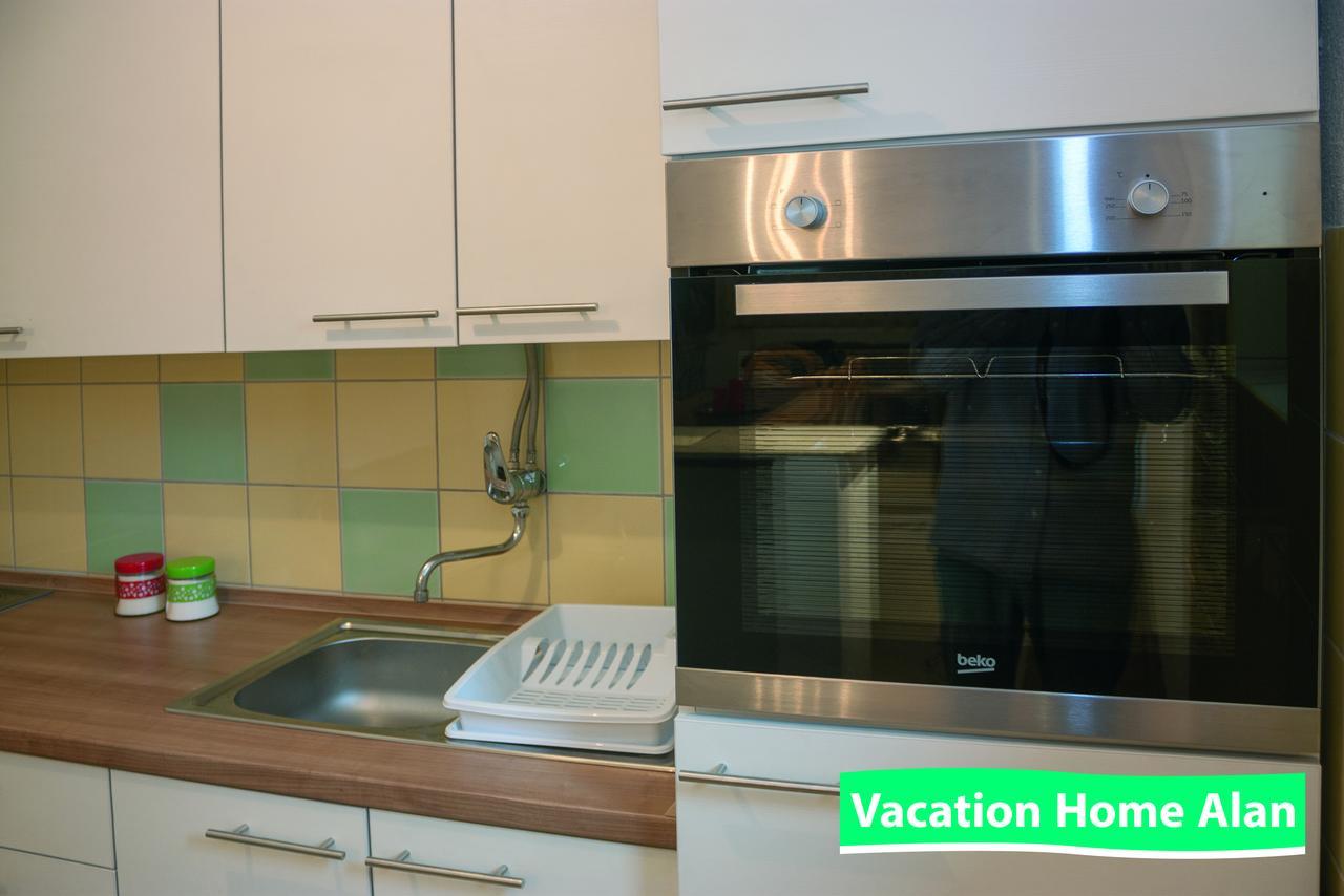 Vacation Home Alan Kulen Vakuf Dış mekan fotoğraf